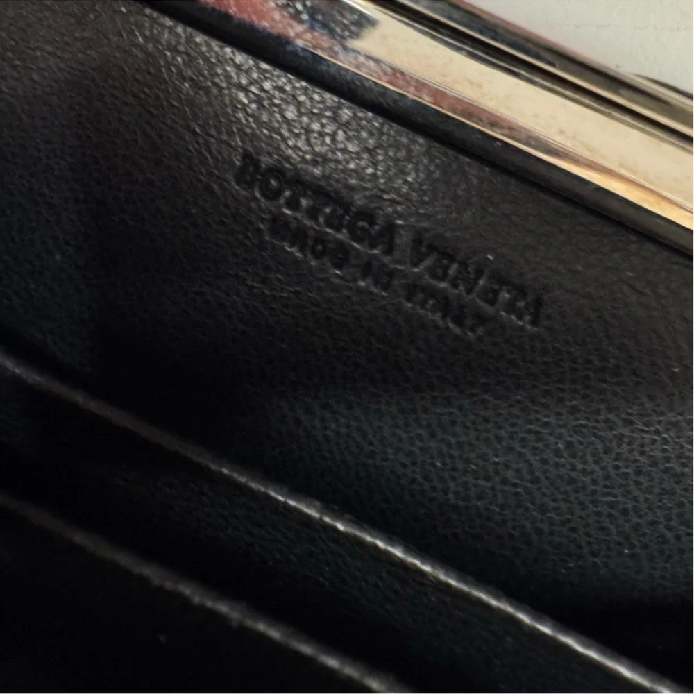 Bottega Veneta Black Leather Intrecciato Slide Lock Card Holder